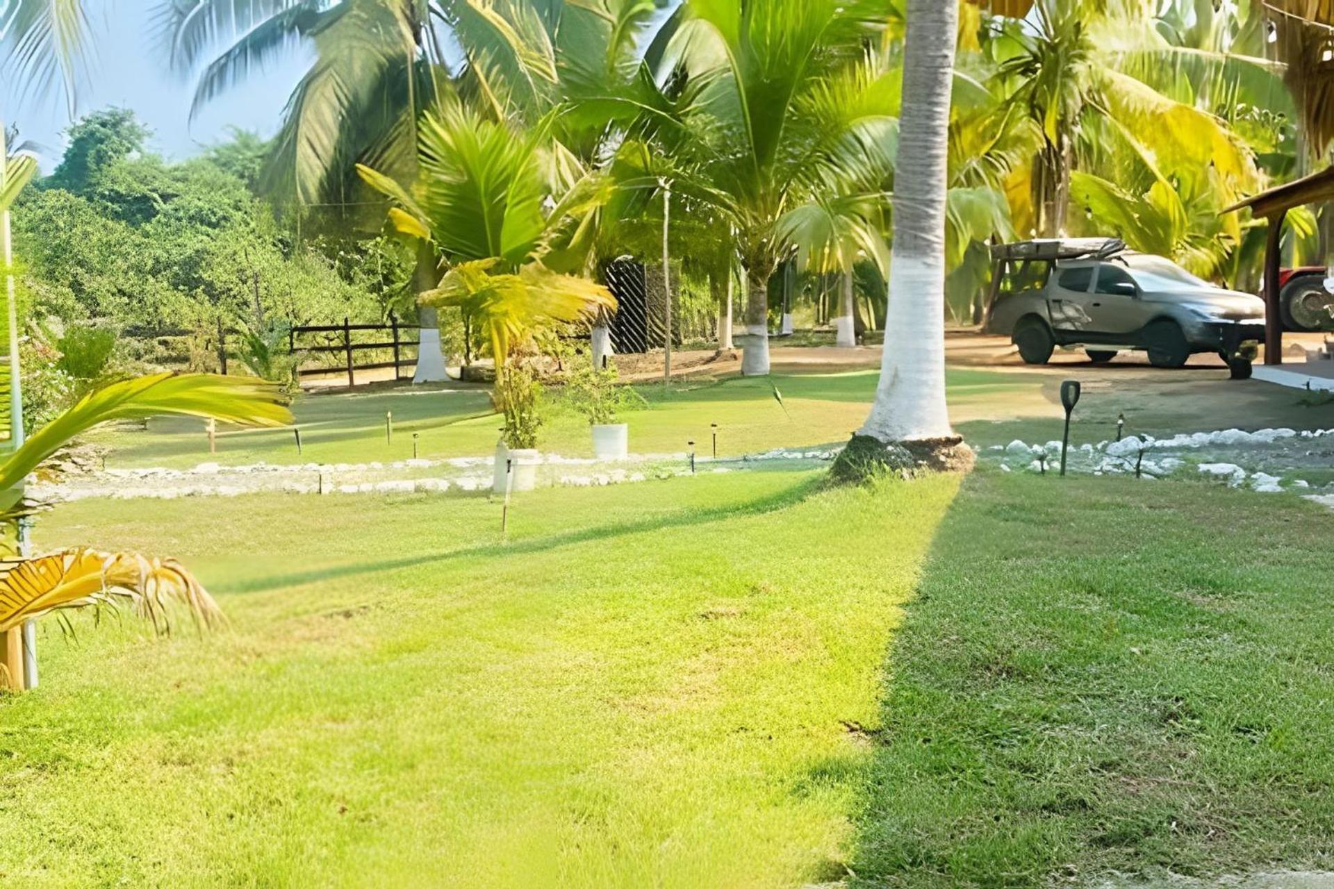Casa Las Palmas Playa La Saladita 锡瓦塔塔内霍 外观 照片