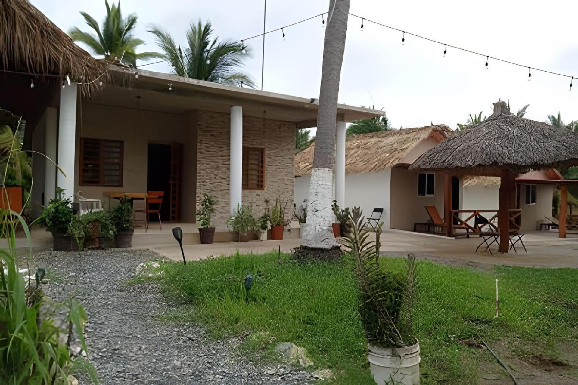 Casa Las Palmas Playa La Saladita 锡瓦塔塔内霍 外观 照片