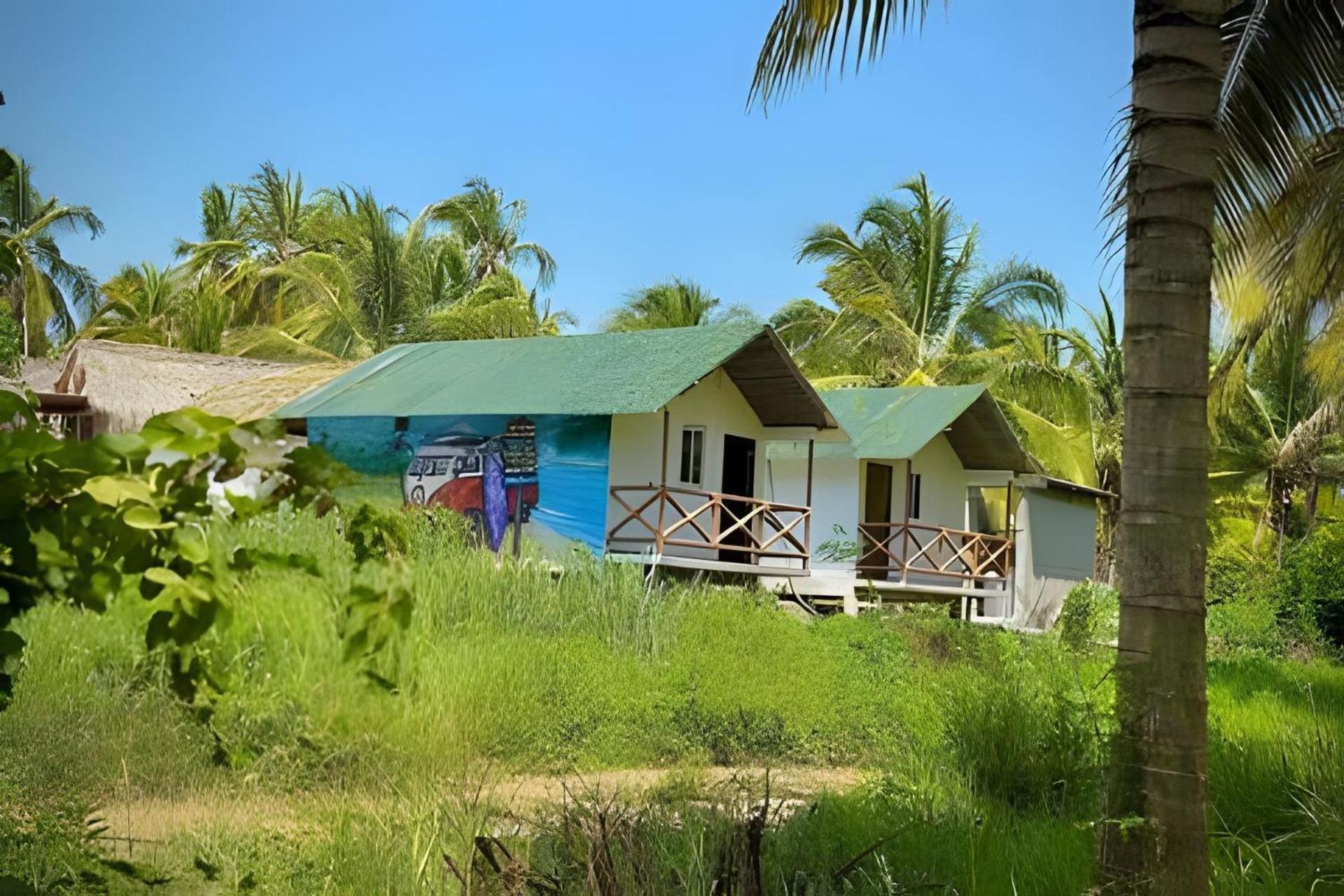 Casa Las Palmas Playa La Saladita 锡瓦塔塔内霍 外观 照片