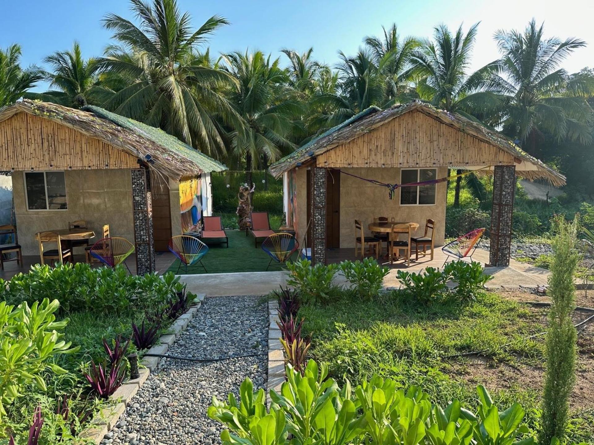 Casa Las Palmas Playa La Saladita 锡瓦塔塔内霍 外观 照片