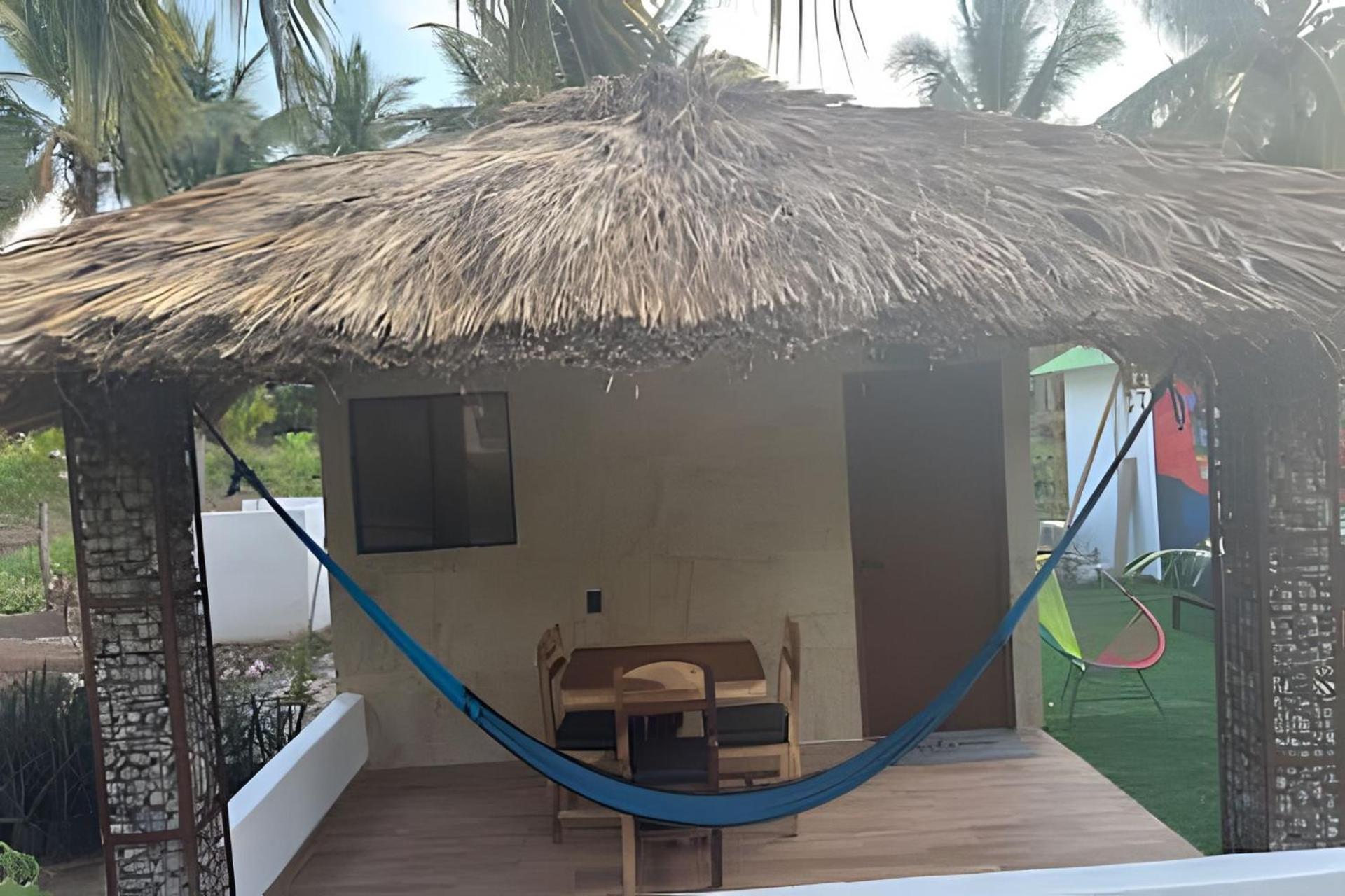 Casa Las Palmas Playa La Saladita 锡瓦塔塔内霍 外观 照片